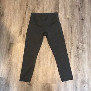 Virus workout leggings size medium